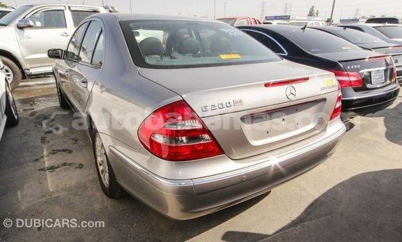 Buy Import Mercedes-Benz 200 Other Car in Import - Dubai in Abaco Buy Import Mercedes-Benz 200 Other Car in Import - Dubai in Abaco