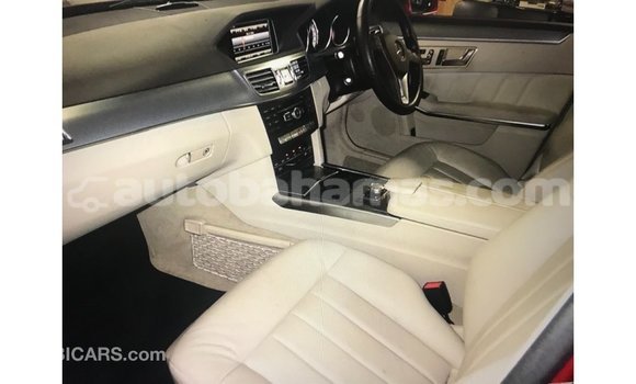 Buy Import Mercedes-Benz 190 (W201) Other Car in Import - Dubai in Abaco Buy Import Mercedes-Benz 190 (W201) Other Car in Import - Dubai in Abaco