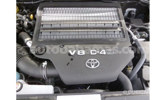 Buy Import Toyota Land Cruiser Black Car in Import - Dubai in Abaco Buy Import Toyota Land Cruiser Black Car in Import - Dubai in Abaco